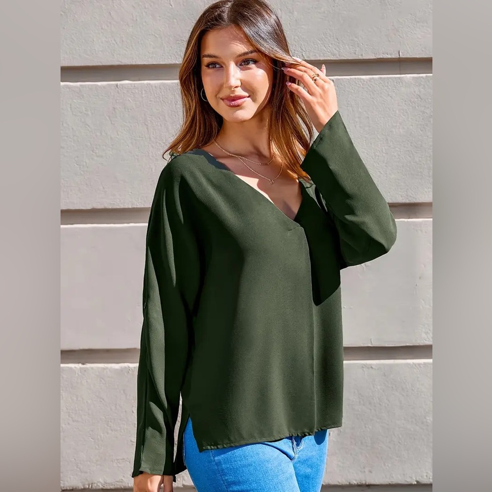 Chic Forest Green V-Neck Blouse